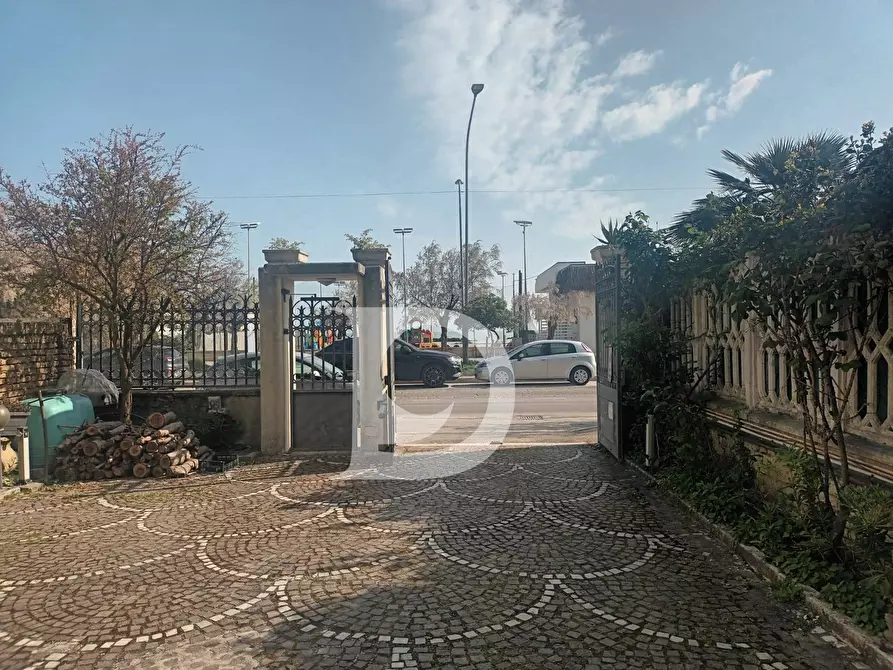 Immagine 46 di Casa semindipendente in affitto  in Viale Riviera a Pescara