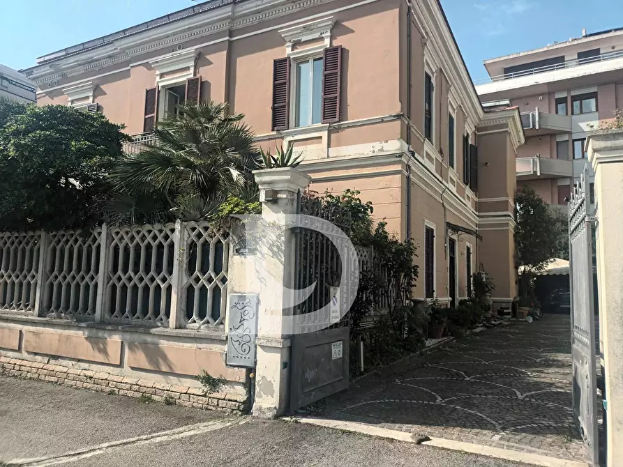 Immagine 48 di Casa semindipendente in affitto  in Viale Riviera a Pescara