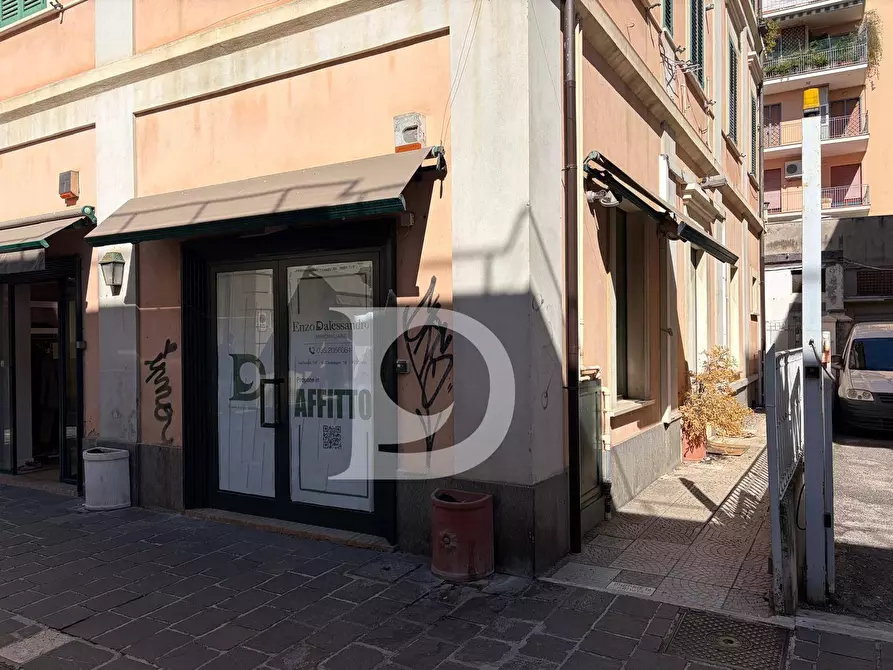 Immagine 6 di Locale commerciale in affitto  in Via Trento a Pescara