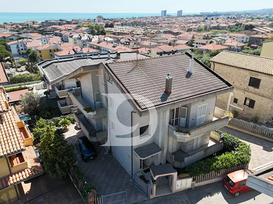 Immagine 66 di Casa indipendente in vendita  in Strada Marziale -Contrada S. Stefano 22 a Silvi