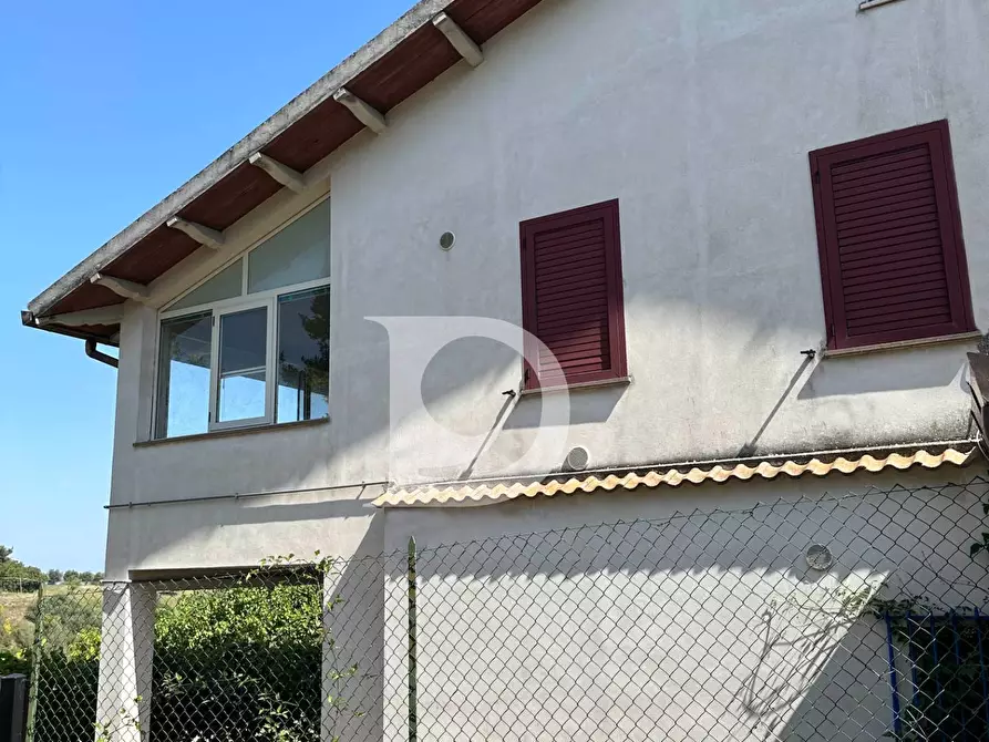 Immagine 43 di Casa semindipendente in vendita  in Contrada Remartello a Loreto Aprutino