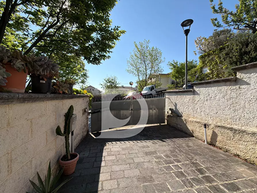 Immagine 9 di Casa semindipendente in vendita  in Via Italo Giovannucci a Pescara