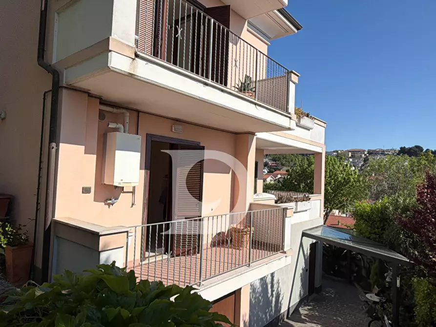 Immagine 17 di Casa semindipendente in vendita  in Via Italo Giovannucci a Pescara