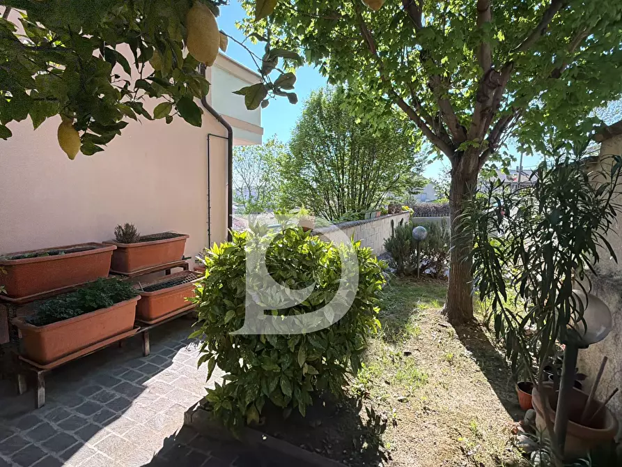 Immagine 59 di Casa semindipendente in vendita  in Via Italo Giovannucci a Pescara
