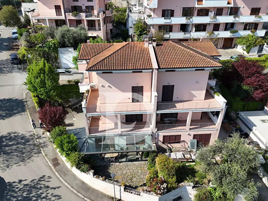Immagine 72 di Casa semindipendente in vendita  in Via Italo Giovannucci a Pescara