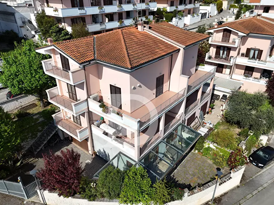 Immagine 1 di Casa semindipendente in vendita  in Via Italo Giovannucci a Pescara