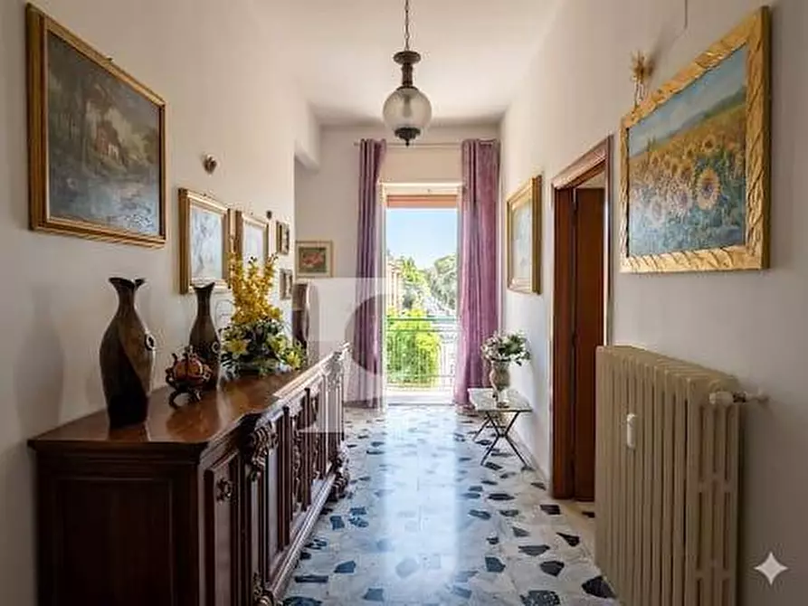 Immagine 6 di Appartamento in vendita  in CORSO UMBERTO a Montesilvano