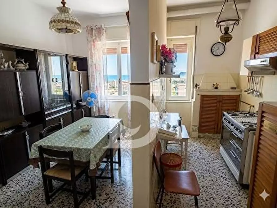 Immagine 28 di Appartamento in vendita  in CORSO UMBERTO a Montesilvano