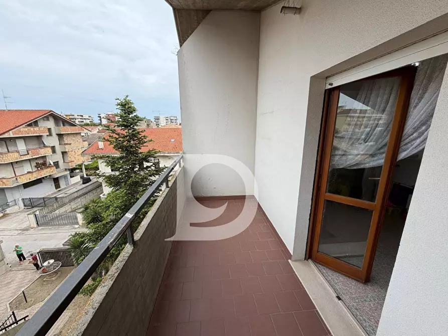 Immagine 25 di Casa semindipendente in vendita  in Via Piceni a Montesilvano