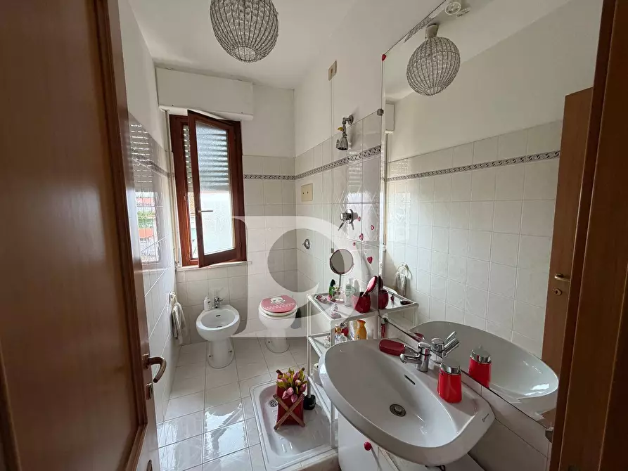 Immagine 44 di Casa semindipendente in vendita  in Via Piceni a Montesilvano