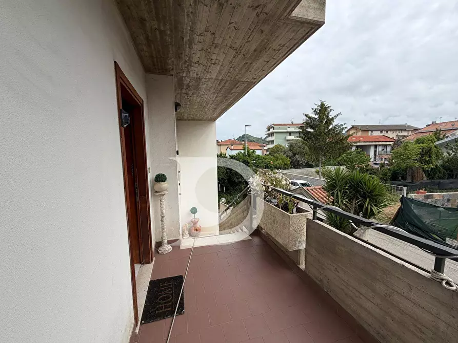 Immagine 9 di Casa semindipendente in vendita  in Via Piceni a Montesilvano