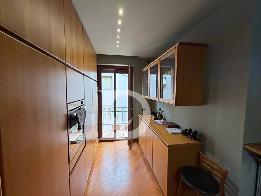Immagine 15 di Appartamento in vendita  in Via Isonzo a Pescara