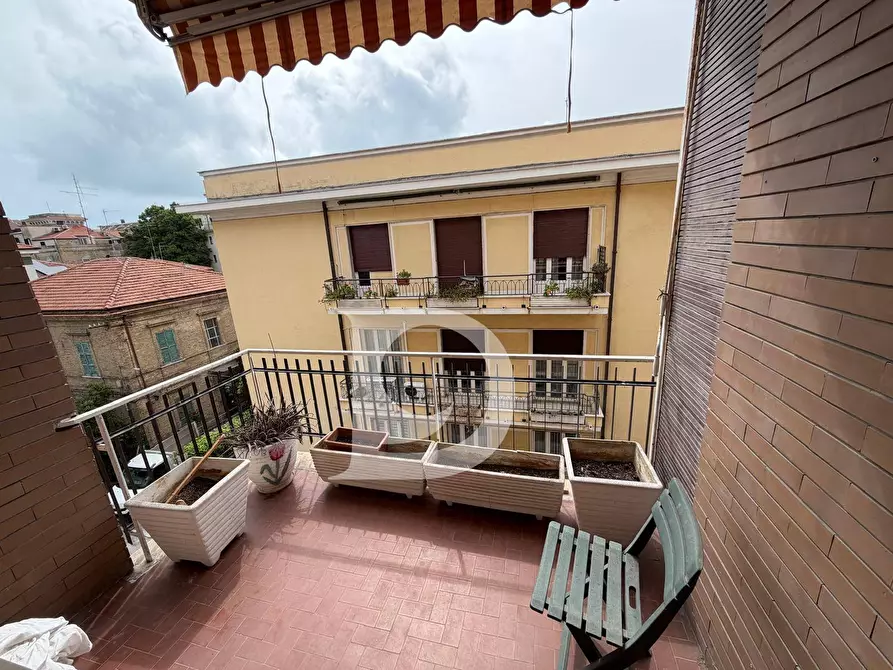 Immagine 26 di Appartamento in vendita  in Via Isonzo a Pescara
