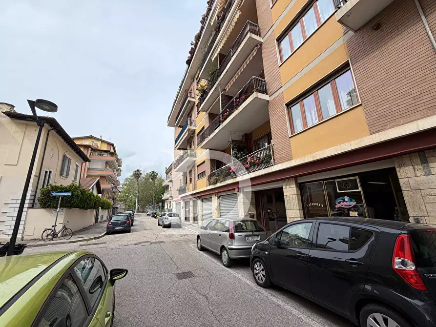 Immagine 34 di Appartamento in vendita  in Via Isonzo a Pescara