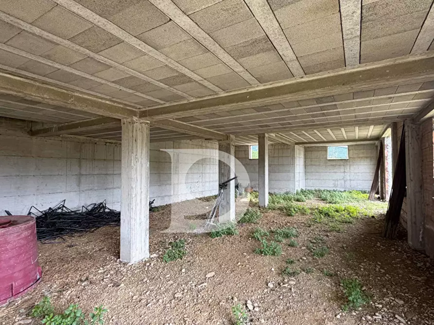 Immagine 10 di Palazzo in vendita  in Contrada Galliano s.n.c. a Loreto Aprutino