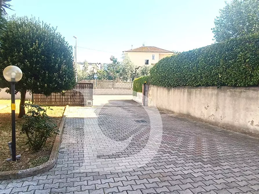 Immagine 38 di Appartamento in vendita  in Via Tommaso Bruni a Francavilla Al Mare
