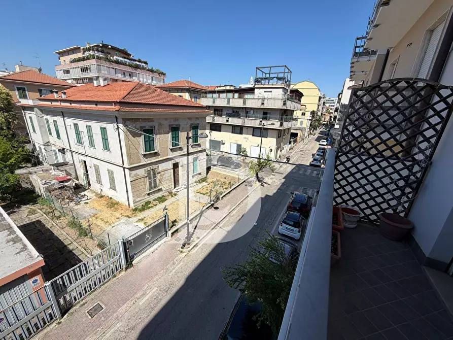 Immagine 34 di Appartamento in vendita  in Via Umbria 46 a Pescara