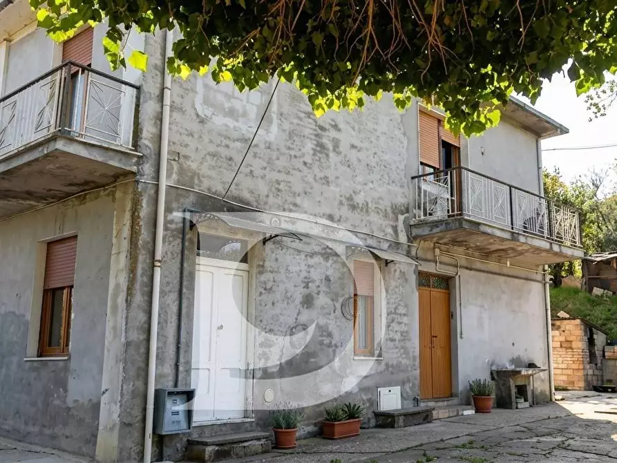 Immagine 1 di Casa indipendente in vendita  in Via Val di Foro 38 a Ari
