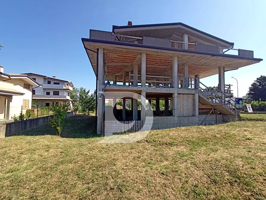 Immagine 8 di Casa indipendente in vendita  in Via Petruzzi a Città Sant'angelo