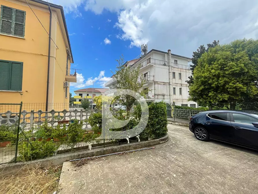 Immagine 30 di Appartamento in vendita  in Via Piave a Cepagatti