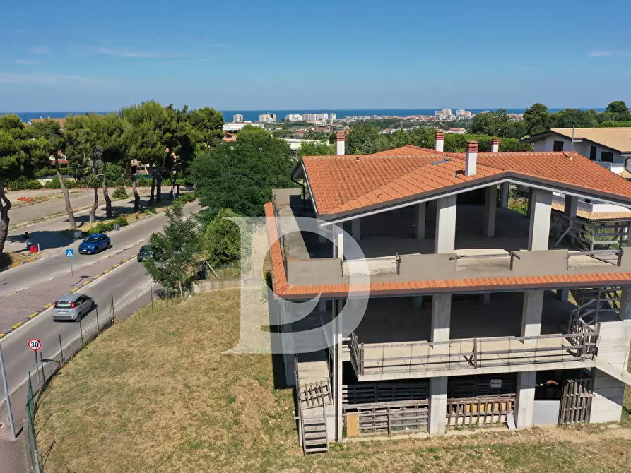 Immagine 25 di Casa indipendente in vendita  in Via Petruzzi a Città Sant'angelo