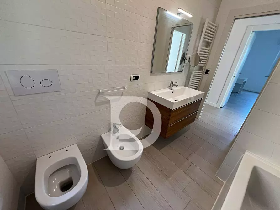 Immagine 18 di Appartamento in vendita  in Via Michelangelo 60 a Pescara