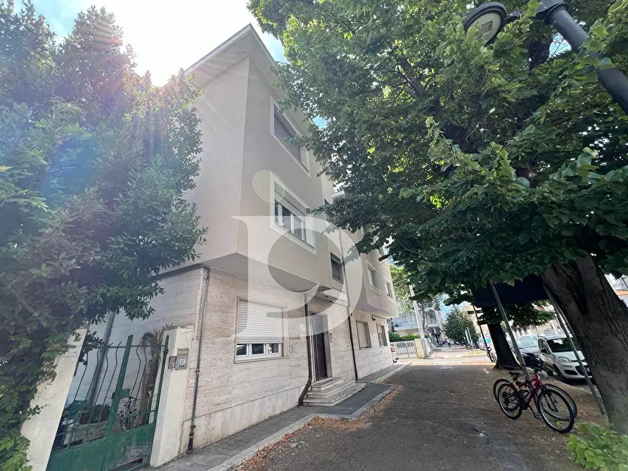 Immagine 29 di Appartamento in vendita  in Via Michelangelo 60 a Pescara