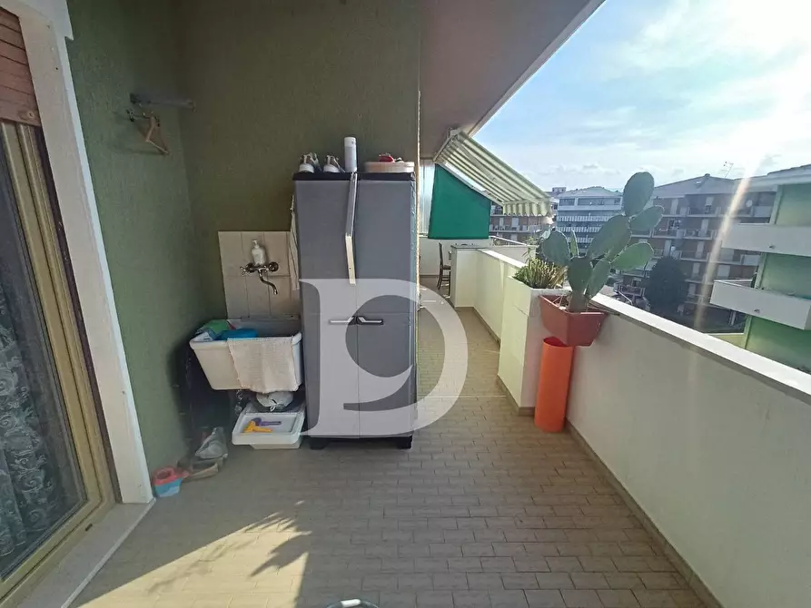 Immagine 24 di Appartamento in vendita  in Via Leonardo da Vinci 90 a Silvi