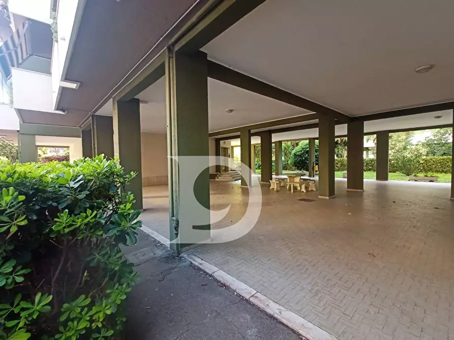 Immagine 37 di Appartamento in vendita  in Via Leonardo da Vinci 90 a Silvi