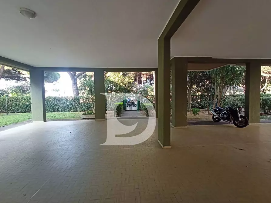 Immagine 39 di Appartamento in vendita  in Via Leonardo da Vinci 90 a Silvi