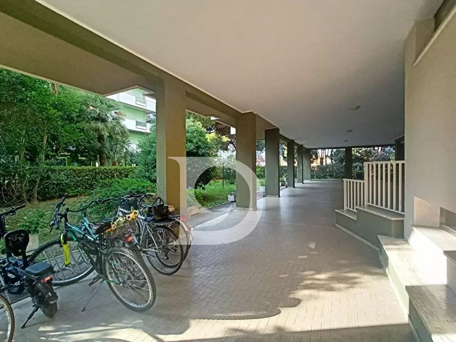 Immagine 40 di Appartamento in vendita  in Via Leonardo da Vinci 90 a Silvi