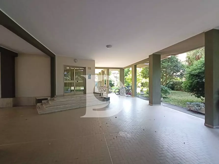 Immagine 42 di Appartamento in vendita  in Via Leonardo da Vinci 90 a Silvi