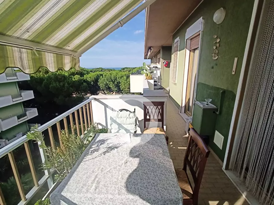 Immagine 10 di Appartamento in vendita  in Via Leonardo da Vinci 90 a Silvi