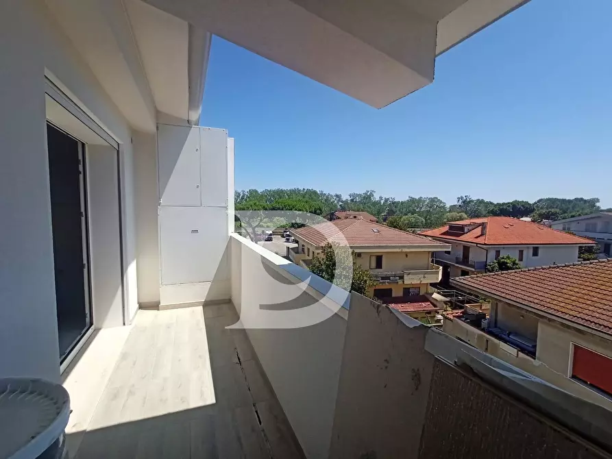 Immagine 13 di Appartamento in vendita  in Viale Matrino 37 a Città Sant'angelo