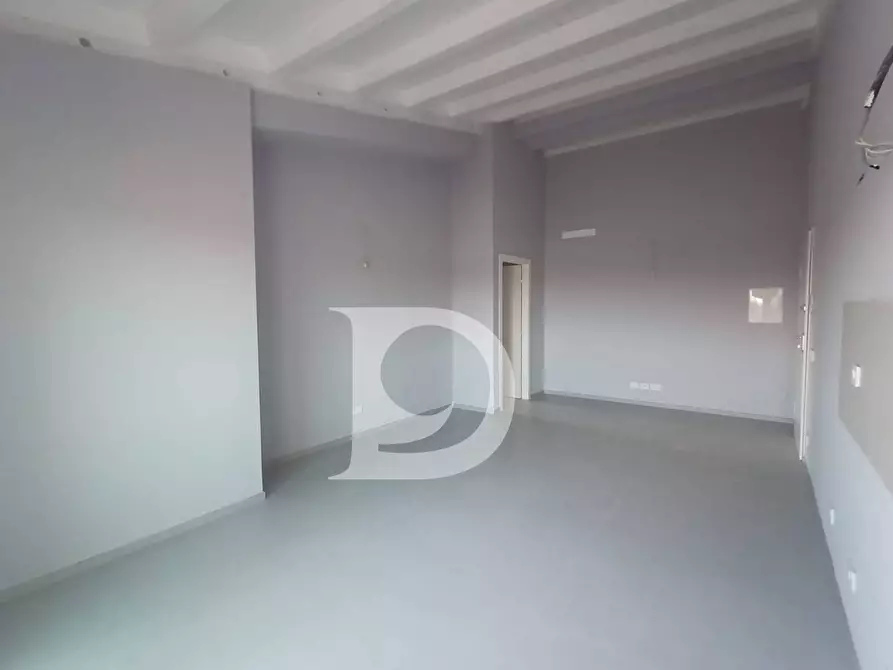 Immagine 9 di Appartamento in vendita  in Viale Matrino 37 a Città Sant'angelo