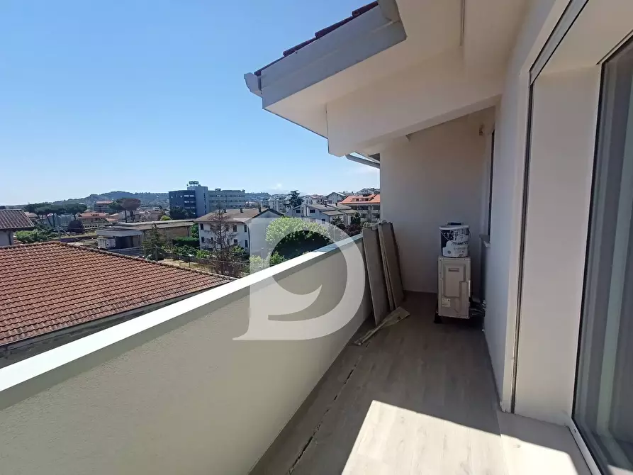 Immagine 14 di Appartamento in vendita  in Viale Matrino 37 a Città Sant'angelo