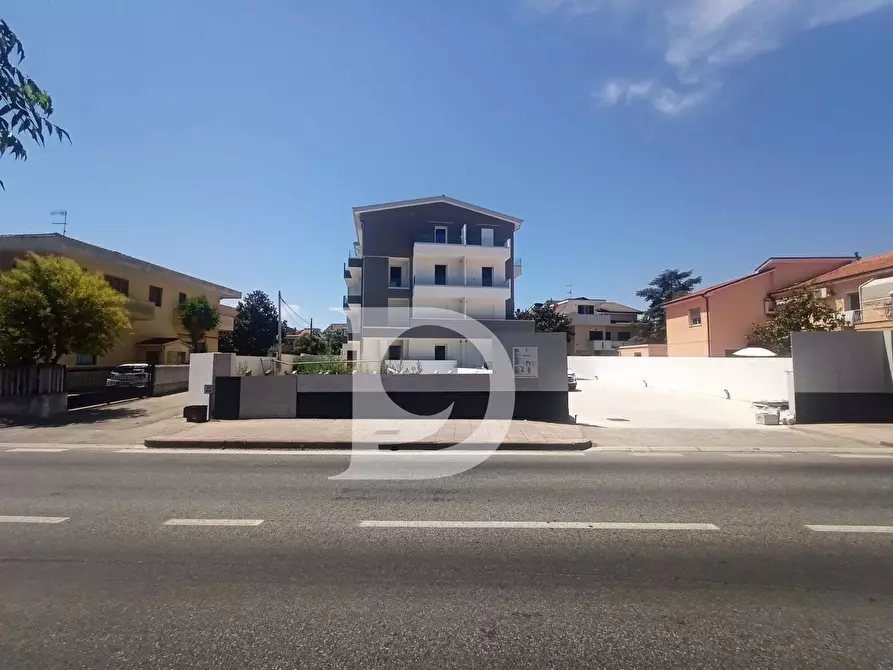 Immagine 1 di Appartamento in vendita  in Viale Matrino 37 a Città Sant'angelo