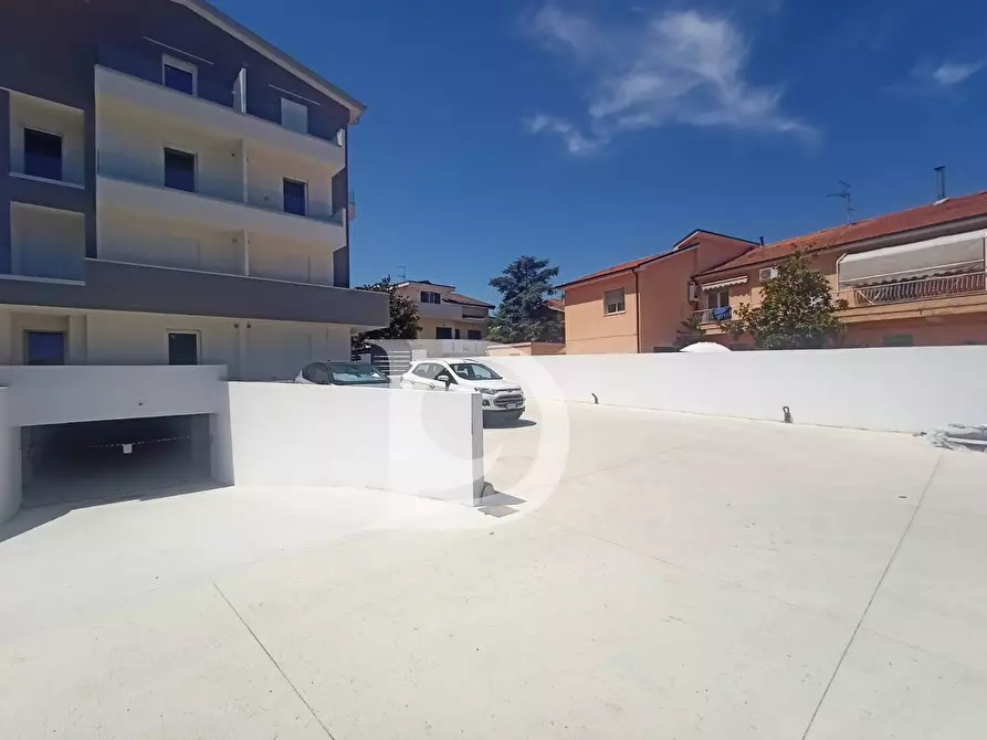 Immagine 36 di Appartamento in vendita  in Viale Matrino 37 a Città Sant'angelo