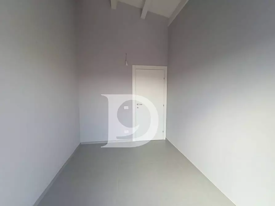 Immagine 25 di Appartamento in vendita  in Viale Matrino 37 a Città Sant'angelo