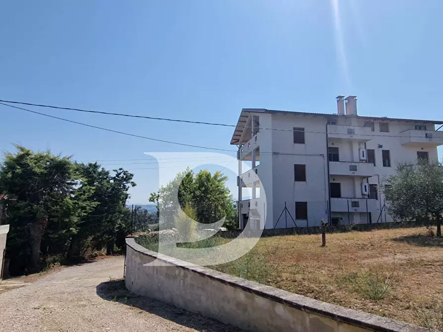 Immagine 2 di Casa indipendente in vendita  in Viale dei Pini 126 a Brittoli