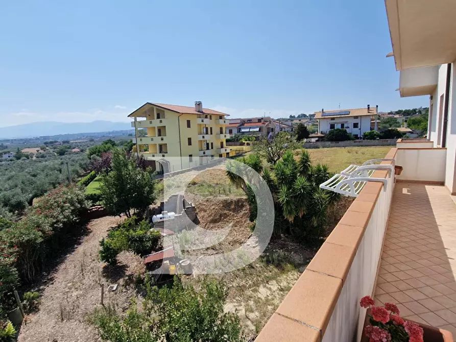 Immagine 10 di Casa indipendente in vendita  in Viale dei Pini 126 a Brittoli