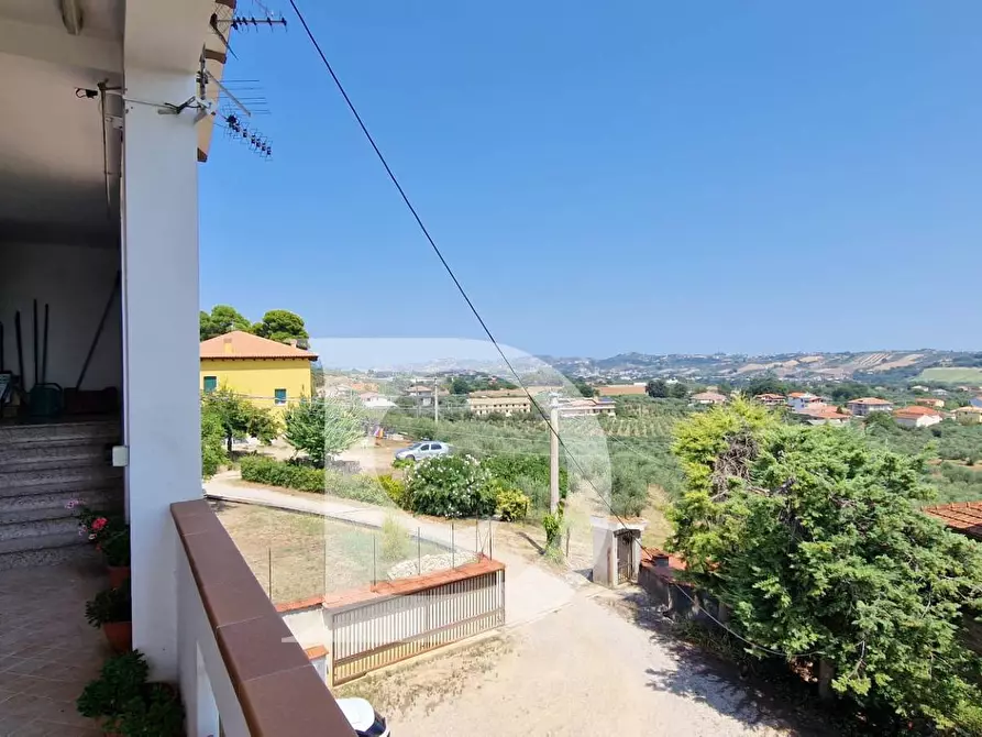 Immagine 31 di Casa indipendente in vendita  in Viale dei Pini 126 a Brittoli