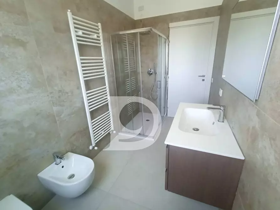 Immagine 29 di Appartamento in vendita  in Viale Matrino 37 a Città Sant'angelo