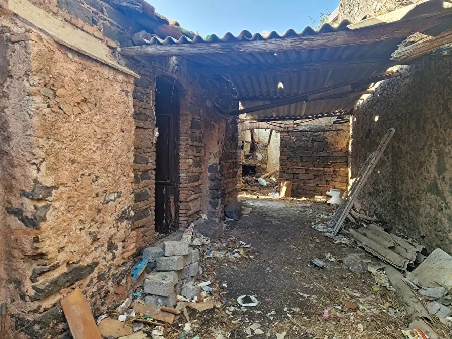 Immagine 4 di Casa indipendente in vendita  in via Vitaliti 52 a Catania