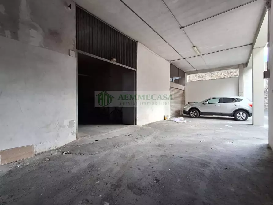 Immagine 3 di Box auto in vendita  in Via Del Bosco 300 a Catania