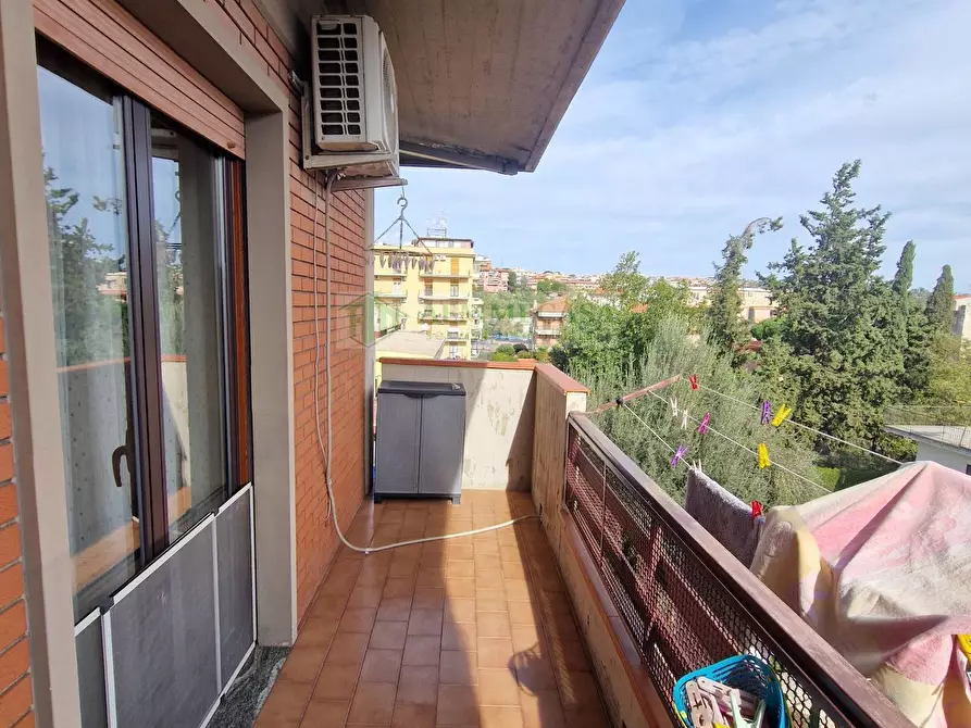 Immagine 10 di Appartamento in vendita  in Via Lorenzo Bolano 6 a Gravina Di Catania