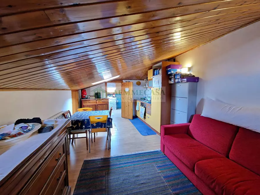 Immagine 22 di Appartamento in vendita  in Via Lorenzo Bolano 6 a Gravina Di Catania