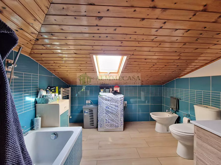 Immagine 24 di Appartamento in vendita  in Via Lorenzo Bolano 6 a Gravina Di Catania