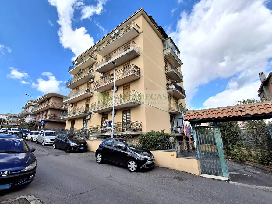 Immagine 1 di Appartamento in vendita  in Via Andrea Doria 20 a Gravina Di Catania