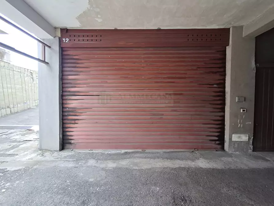 Immagine 5 di Box auto in vendita  in Via Leucatia 131 a Catania